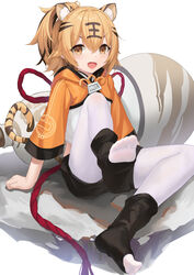  absurdres animal_ears azur_lane black_hair black_socks blonde_hair chinese_commentary commentary feet female fengxue full_body gourd highres hu_pen_(azur_lane) jacket multicolored_hair oerba_yun_fang open_mouth orange_jacket pantyhose sitting skin_fang smile socks socks_over_pantyhose solo streaked_hair tail tiger_ears tiger_girl tiger_tail toeless_legwear toes white_pantyhose yellow_eyes 