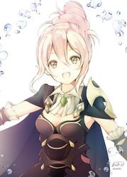  armor atoatto brooch commentary_request female fire_emblem fire_emblem_fates green_eyes hair_bun jewelry kana_(female)_(fire_emblem) kana_(fire_emblem) long_hair looking_at_viewer pauldrons pointy_ears portrait shoulder_armor single_hair_bun smile solo water water_drop white_hair 