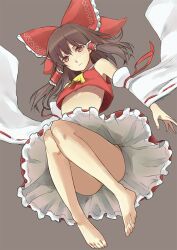  bad_id bad_pixiv_id barefoot bow brown_hair convenient_leg daiji_pt detached_sleeves expressionless feet female flat_chest from_below grey_background hair_tubes hairbow hakurei_reimu legs long_hair midriff photoshop_(medium) red_bow red_eyes red_skirt skirt solo toes touhou upshirt upskirt 