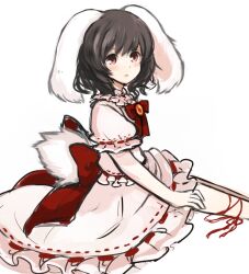  bad_id bad_pixiv_id black_hair blush bow brooch female inaba_tewi jewelry rabbit_tail red_eyes short_hair simple_background sitting solo tail touhou tsukiori white_background 