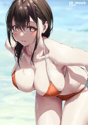  aya_(jonsun) bent_over bikini breasts brown_hair collarbone female hair_between_eyes jonsun large_breasts light_smile looking_at_viewer medium_hair mole mole_on_breast ocean original side-tie_bikini_bottom smile solo swimsuit thigh_gap twitter_username wet wet_hair yellow_eyes 