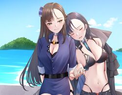  2girls arizona_(azur_lane) arizona_(meta)_(azur_lane) azur_lane belt black_belt black_bra black_hair blush bra breasts choker cleavage commentary_request dual_persona green_eyes hat highleg highleg_panties highres holding_hands konparu_uran large_breasts long_hair multiple_girls navel panties smile underwear yuri 