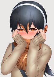  absurdres alternate_costume beige_sweater black_hair blush commentary deku_suke female gentoo_penguin_(kemono_friends) grey_background hair_between_eyes hairband hands_on_own_face headphones highres kemono_friends long_hair long_sleeves looking_at_viewer multicolored_hair orange_eyes orange_hair orange_scarf scarf simple_background sleeves_past_wrists smile solo two-tone_hair upper_body white_hairband 