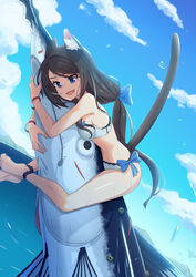  aina_(mao_lian) animal animal_ear_fluff animal_ears barefoot bikini black_hair blue_bikini blue_bow blue_eyes blue_sky bow bracelet cat_ears cat_tail commentary day female fish hairbow highres holding holding_animal holding_fish jewelry lifted_by_tail mao_lian_(nekokao) ocean oerba_yun_fang open_mouth original outdoors ponytail sky solo swept_bangs swimsuit swordfish tail tail_raised water wet 