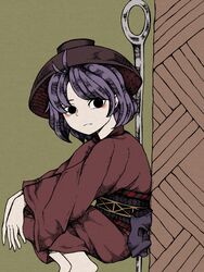  antenna_hair awk_chan bad_id bad_twitter_id barefoot black_eyes blush bowl bowl_hat closed_mouth expressionless eyebrows_hidden_by_hair feet_out_of_frame female hat hatching_(texture) highres japanese_clothes kimono looking_at_viewer mini_person minigirl needle parted_bangs purple_hair red_kimono short_hair solo squatting sukuna_shinmyoumaru touhou wide_sleeves 