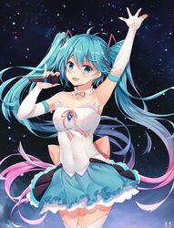  ahoge angel_no_shousou aqua_eyes aqua_hair arm_up collar commentary covered_navel cowboy_shot elbow_gloves female fingerless_gloves gloves gradient_hair hatsune_miku long_hair looking_at_viewer microphone multicolored_hair open_mouth pink_hair pinky_out skirt sky solo star_(sky) starry_sky thighhighs twintails very_long_hair vocaloid white_gloves 