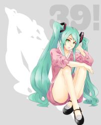  39 bad_id bad_pixiv_id female green_eyes green_hair hatsune_miku hiro28 long_hair photoshop_(medium) sitting solo twintails very_long_hair vocaloid 