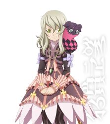  artist_request blonde_hair blue_eyes bow cropped_jacket doll dress elize_lutus female frills green_eyes grey_hair jewelry official_art pendant purple_dress ribbon short_hair smile tales_of_(series) tales_of_xillia teepo_(tales) transparent_background v_arms 