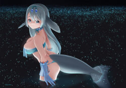  beleven bikini blue_bikini blue_bow blue_choker blue_eyes blue_gloves blush bow cetacean_tail choker cowboy_shot dugong_(kemono_friends) female fins fish_tail frilled_choker frilled_gloves frills gloves grey_hair hair_between_eyes hairbow head_fins highres kemono_friends kemono_friends_3 long_hair looking_back midriff partially_submerged sidelocks smile solo swimsuit tail wading 