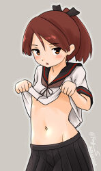  black_sailor_collar black_skirt blush brown_eyes brown_hair brown_neckerchief clothes_lift commentary_request cowboy_shot dated female flat_chest grey_background hair_between_eyes high_ponytail kantai_collection looking_at_viewer medium_hair navel neckerchief one-hour_drawing_challenge open_mouth parted_bangs pleated_skirt ray.s sailor_collar shikinami_(kancolle) shikinami_kai_ni_(kancolle) shirt_lift short_sleeves signature simple_background skirt solo stomach twitter_username 