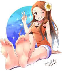  absurdres bare_shoulders barefoot blush brown_eyes brown_hair crossed_ankles feet female flower foot_focus grin hair_flower hair_ornament highres idolmaster idolmaster_(classic) jewelry legs long_hair minase_iori necklace shorts smile soles solo takatsuki_p tank_top toes v white_background 