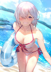  absurdres bare_shoulders beach bikini blush breasts cleavage collarbone covered_nipples day fate/grand_order fate_(series) female grin hair_over_one_eye highres innertube kakage large_breasts lens_flare light_purple_hair looking_at_viewer mash_kyrielight mash_kyrielight_(swimsuit_of_perpetual_summer) navel ocean official_alternate_costume outdoors purple_eyes short_hair smile solo sunlight swim_ring swimsuit thighs white_bikini 