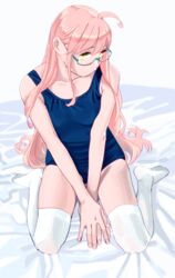  absurdres ahoge alternate_hairstyle bed_sheet between_legs blue-framed_eyewear blue_one-piece_swimsuit collarbone female glasses hand_between_legs highres kantai_collection long_hair looking_at_viewer makigumo_(kancolle) new_school_swimsuit no_shoes ojipon one-piece_swimsuit pink_hair school_swimsuit semi-rimless_eyewear sitting solo swimsuit thighhighs under-rim_eyewear wariza white_thighhighs yellow_eyes 