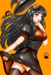  akiyama_mio ass black_hair blue_eyes blue_hair blush breasts clothes_lift commentary_request corset dress female food-themed_hair_ornament hair_ornament halloween hat highres hime_cut jack-o&#039;-lantern k-on! large_breasts long_hair open_mouth orange_background pumpkin pumpkin_hair_ornament shirt skirt skirt_lift solo taut_clothes taut_shirt thighhighs witch_hat yamasuke_mk2 