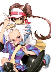  2girls arasumi_shii bad_id bad_pixiv_id blue_eyes brown_hair double_bun doughnut_hair_bun freckles hair_bun middle_finger multiple_girls pantyhose pokemon pokemon_bw2 raglan_sleeves rosa_(pokemon) roxie_(pokemon) skirt topknot twintails visor_cap white_hair 