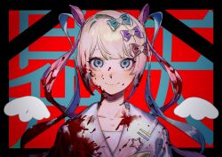  black_border blonde_hair blood blood_on_clothes blood_on_face blood_splatter blue_bow blue_eyes blue_hair border bow chouzetsusaikawa_tenshi-chan closed_mouth commentary_request female hairbow heart highres iei long_hair looking_at_viewer multicolored_hair needy_girl_overdose pink_hair purple_bow quad_tails red_background sailor_collar smile solo straight-on translation_request upper_body white_wings wings yozo_(yozosept) 