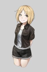  alternate_costume arms_behind_back blonde_hair casual commentary_request cropped_legs female girls&#039;_frontline grey_background highres jacket mp40_(girls&#039;_frontline) shorts smile solo triangle_bullet yellow_eyes 