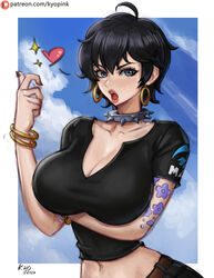  2024 ahoge arm_tattoo artist_name belt black_hair black_shirt blue_eyes blue_sky blush border bracelet breasts cleavage cloud collar collarbone commentary crop_top cropped_shirt doll_(one_piece) earrings english_commentary eyelashes female flower_tattoo hair_between_eyes heart hoop_earrings jewelry kyopink large_breasts midriff multiple_bracelets navel one_piece open_mouth outside_border patreon_logo patreon_username pink_lips shirt short_hair sky solo sparkle spiked_collar spikes tattoo web_address white_border 