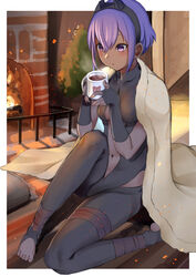  absurdres black_gloves black_hairband black_leotard blanket blowing_on_food blush breasts center_opening commentary commentary_request cup dark-skinned_female dark_skin fate/prototype fate/prototype:_fragments_of_blue_and_silver fate_(series) female fingerless_gloves fire fireplace gloves hair_between_eyes hairband hassan_of_serenity_(fate) highres holding holding_cup indoors leggings leotard mug navel purple_eyes purple_hair short_hair sitting solo steam taruto_(takug0812) toeless_legwear toes very_dark_skin 