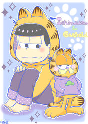  2boys animal_hood barefoot black_hair cat_hood closed_mouth commentary_request crossover feline garfield garfield_(character) hands_in_pockets hood karin_(100100) matsuno_ichimatsu multiple_boys orange_fur osomatsu-san osomatsu_(series) paw_print smug 