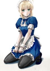  ahoge apron artoria_pendragon_(fate) blonde_hair blush bow carnival_phantasm commentary_request fate/stay_night fate_(series) female frills green_eyes hai_yoru kneeling maid maid_headdress official_alternate_costume saber_(fate) solo thighhighs wrist_cuffs 