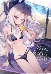  ahoge beach bikini black_bikini blue_archive blush demon_horns demon_wings female flat_chest grey_hair hair_ornament hairclip hina_(blue_archive) horns long_hair navel parted_bangs purple_eyes sand solo swimsuit tongue tongue_out translation_request very_long_hair wings yukitsuba_hina 