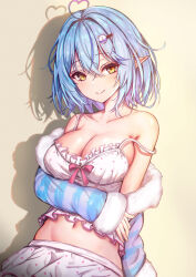  absurdres ahoge arm_behind_back blue_hair blue_jacket breast_hold breasts camisole collarbone crossed_bangs female frilled_camisole frills fur-trimmed_jacket fur_trim hair_between_eyes hair_intakes hair_ornament hairclip heart heart_ahoge highres hololive jacket large_breasts light_blush light_rays looking_at_viewer messy_hair mito_soosu navel official_alternate_costume pointy_ears polka_dot polka_dot_camisole polka_dot_skirt shadow short_hair simple_background single_off_shoulder skirt smile spaghetti_strap striped_clothes striped_jacket virtual_youtuber white_camisole white_skirt yellow_background yellow_eyes yukihana_lamy yukihana_lamy_(loungewear) 