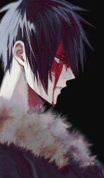  1boy black_background black_hair black_jacket blood blood_on_face brown_fur commentary cropped dripping_blood durarara!! fur_trim hair_between_eyes highres jacket looking_to_the_side male_focus narrowed_eyes orihara_izaya profile shirotu_01 simple_background solo yellow_eyes 