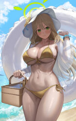  basket beach bikini blue_archive blue_sky bracelet breasts cloud day female green_eyes green_halo halo hat highres holding holding_basket jewelry large_breasts light_brown_hair long_hair looking_to_the_side navel nonomi_(blue_archive) nonomi_(swimsuit)_(blue_archive) ocean official_alternate_costume outdoors sand side-tie_bikini_bottom sideboob silvertsuki sky smile solo sun_hat swimsuit thighs underboob water white_hat yellow_bikini 