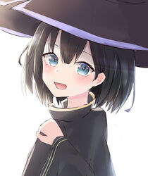  absurdres bad_id bad_pixiv_id black_hair blue_eyes blush cloak hand_on_another&#039;s_shoulder hat highres looking_at_viewer looking_back lshiki majo_no_tabitabi open_mouth saya_(majo_no_tabitabi) short_hair simple_background white_background witch_hat 