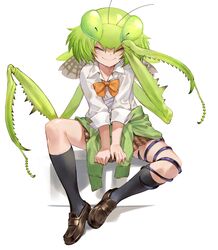  &gt;_&lt; absurdres antennae arms_between_legs arthropod_girl black_socks blush borrowed_character bow bowtie brown_footwear brown_skirt closed_eyes clothes_around_waist collared_shirt commentary dress_shirt female green_hair green_sweater highres insect_wings kneehighs loose_bowtie mantis_akiyama mantis_girl medium_hair monster_girl nurumi orange_bow orange_bowtie original parasite plaid plaid_skirt pleated_skirt praying_mantis school_uniform shirt shoes sitting skirt sleeves_rolled_up smile socks solo sweater sweater_around_waist white_background white_shirt wing_collar wings worm 