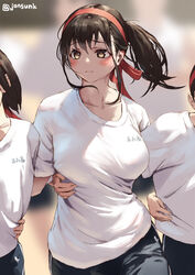  3girls arm_around_waist aya_(jonsun) black_shorts blurry blurry_background blush breasts brown_eyes brown_hair closed_mouth collarbone commentary_request hairband jonsun medium_breasts multiple_girls original ponytail red_hairband shirt short_hair short_sleeves shorts solo_focus twitter_username white_shirt 