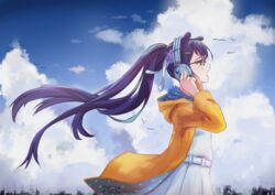  adjusting_headphones belt bird blue_eyes blue_raincoat blue_sky building cityscape cloud cloudy_sky commentary cumulonimbus_cloud dated day dress english_commentary female floating_hair flower from_side glasses gradient_hair hair_flower hair_ornament hairclip headphones highres hololive hololive_english long_hair looking_ahead looking_away mole mole_under_eye multicolored_hair ninomae_ina&#039;nis official_alternate_hairstyle open_mouth orange_hair outdoors polka_dot ponytail purple_flower purple_hair raincoat sidelocks signature sky skyline skyscraper solo takomonty teeth tentacle_hair twitter_username two-sided_fabric two-tone_legwear upper_body very_long_hair violet_(ninomae_ina&#039;nis) virtual_youtuber white_belt white_dress wind yellow_raincoat 