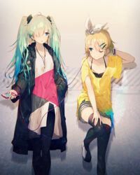  2girls aqua_hair blonde_hair blue_eyes bow closed_mouth coat collarbone commentary digital_media_player dress earphones green_hair hair_ornament hair_over_one_eye hairbow hairclip hand_in_own_hair hand_in_pocket hand_up hatsune_miku highres ipod ipod_nano jewelry kagamine_rin knee_up listening_to_music long_hair looking_at_another miniskirt multiple_girls necklace one_eye_closed open_clothes open_coat open_mouth pantyhose rainbow shared_earphones shirt short_hair short_sleeves skirt smile standing striped_clothes striped_skirt thighhighs twintails very_long_hair vocaloid white_bow white_dress yatsuha_(hachiyoh) yellow_shirt 