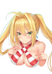  :3 absurdres ahoge bikini blonde_hair blush breasts chinese_commentary commentary_request criss-cross_halter earrings fate/grand_order fate_(series) female green_eyes hair_intakes halterneck highres jewelry large_breasts long_hair looking_at_viewer md5_mismatch nero_claudius_(fate) nero_claudius_(swimsuit_caster)_(fate) red_bikini simple_background smile solo striped_bikini striped_clothes swimsuit twintails upper_body white_background xiao_miao 