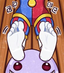  absurdres barefoot feet feet_up female footstool highres jester mintytoid pomni_(the_amazing_digital_circus) soles the_amazing_digital_circus 