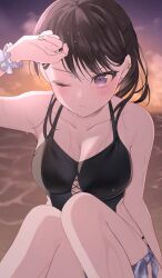  bang_dream! bang_dream!_it&#039;s_mygo!!!!! black_one-piece_swimsuit blurry blurry_background blush breasts brown_hair collarbone commentary earclip earrings female highres jewelry linked_piercing long_hair me_a_(r_party428) medium_breasts mole mole_under_eye official_alternate_costume one-piece_swimsuit one_eye_closed piercing purple_eyes shiina_taki solo swimsuit wet 