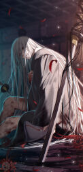  1boy absurdres blood blood_on_clothes blood_on_leg commentary_request falling_petals grey_kimono highres japanese_clothes kimono long_hair looking_at_viewer looking_back male_focus original petals red_eyes sitting solo stitched_mouth stitches suzuka_nene sword very_long_hair weapon white_hair 