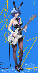  animal_ears anklet backlighting ban!_(bansankan) bare_shoulders bass_guitar black_bow black_leotard black_pantyhose blue_background blue_hair bocchi_the_rock! bow breasts collarbone contrapposto fake_animal_ears female fender_precision_bass from_above full_body high_heels highres instrument jewelry leotard looking_up medium_breasts medium_hair mole mole_under_eye pantyhose playboy_bunny rabbit_ears solo standing title wrist_cuffs yamada_ryo yellow_eyes 