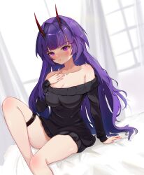  absurdres bare_shoulders black_sweater blush breasts cleavage collarbone commentary_request curtains feet_out_of_frame female hair_intakes hand_on_own_chest highres honkai_(series) honkai_impact_3rd horns indoors large_breasts long_hair looking_at_viewer off-shoulder_sweater off_shoulder on_bed pout purple_eyes purple_hair raiden_mei raiden_mei_(herrscher_of_thunder) red_horns sitting solo sweater thigh_strap very_long_hair yuan_zhen 