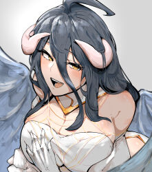  absurdres albedo_(overlord) armpit_crease azz0422 black_hair breasts cleavage commentary eyelashes female gloves grey_background hair_between_eyes highres horns large_breasts long_hair open_mouth overlord_(maruyama) smile solo teeth white_gloves wings yellow_eyes 