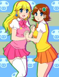  2girls alternate_costume blonde_hair brown_hair daisy mario_(series) multiple_girls nintendo princess_daisy princess_peach smile super_mario_bros. super_mario_land 