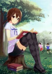  1boy 2girls argyle_clothes argyle_legwear bad_id bad_pixiv_id black_shorts black_thighhighs blue_ribbon book brown_eyes brown_hair closed_mouth day from_side full_body hair_between_eyes ichiko_oharu leaf looking_at_viewer looking_to_the_side multiple_girls neck_ribbon original outdoors outstretched_arms ribbon short_hair short_sleeves shorts sitting sitting_on_tree_stump sky smile solo_focus thighhighs tree tree_stump 