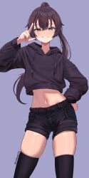  absurdres alternate_costume black_shorts blue_background brown_hair cropped_hoodie denim denim_shorts female grin high_ponytail highres hood hoodie kai_takanashi navel ponytail purple_eyes shorts simple_background smile solo suou_yuki thigh_gap tokidoki_bosotto_roshia-go_de_dereru_tonari_no_alya-san twitter_username 