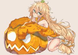  bare_shoulders blonde_hair blush commentary_request dress eip_(pepai) female full_body girls&#039;_frontline green_eyes hair_between_eyes hair_ornament hair_scrunchie hairclip jack-o&#039;-lantern long_hair looking_at_viewer messy_hair off_shoulder official_alternate_costume orange_sailor_collar orange_sweater s.a.t.8_(girls&#039;_frontline) s.a.t.8_(pumpkin_skewers)_(girls&#039;_frontline) sailor_collar scrunchie simple_background sitting sleeveless sleeveless_dress sleeves_past_wrists solo sweater very_long_hair white_dress 