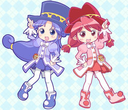  2girls argyle_background blue_eyes blue_hair blue_hat bow bowtie buttons commentary fine_(futagohime) fushigiboshi_no_futago_hime hat hatomugi_(mamotan) long_hair long_sleeves low-tied_long_hair multiple_girls open_mouth outline pantyhose pink_eyes red_hair red_hat red_skirt rein_(futagohime) skirt smile 