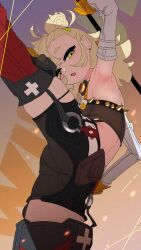  arm_up armpits black_shorts blonde_hair blush earrings female from_behind gloves green_eyes hatibei3788 highres holding holding_weapon jewelry leg_up long_hair looking_at_viewer open_mouth piper_wheel shorts sidelocks solo weapon yellow_gloves zenless_zone_zero 