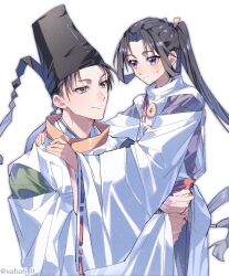  2boys black_hair green_eyes hakama hakama_pants highres houjou_tokiyuki_(nige_jouzu_no_wakagimi) japanese_clothes long_hair long_sleeves male_focus multiple_boys nige_jouzu_no_wakagimi otoko_no_ko pants ponytail purple_eyes saba_miso short_hair sidelocks_tied_back simple_background suwa_yorishige very_long_hair wide_sleeves 