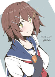  artist_name black_gloves blue_sailor_collar brown_hair commentary_request dated elbow_gloves female food fruit furutaka_(kancolle) furutaka_kai_ni_(kancolle) gloves glowing glowing_eye heterochromia highres kantai_collection mandarin_orange neckerchief red_neckerchief sailor_collar school_uniform serafuku shirt short_hair single_elbow_glove smile solo taira_yuuki upper_body white_shirt yellow_eyes 