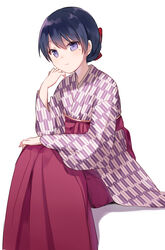  black_hair blush bow braid brown_bow brown_hakama chiune_(yachi) closed_mouth commentary_request female hair_between_eyes hairbow hakama hakama_skirt highres japanese_clothes kimono long_sleeves looking_at_viewer mole mole_under_eye print_kimono purple_eyes red_bow shadow sitting skirt smile solo suenobu_itsuki tsumugu_otome_to_taishou_no_tsuki white_background white_kimono wide_sleeves yagasuri 